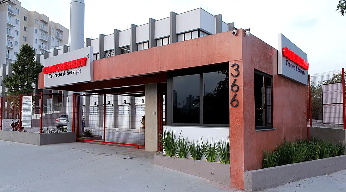 Fachada de uma filial da Concreserv